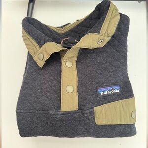 Patagonia Black and Olive Quilted Pullover